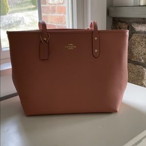 Coach tote